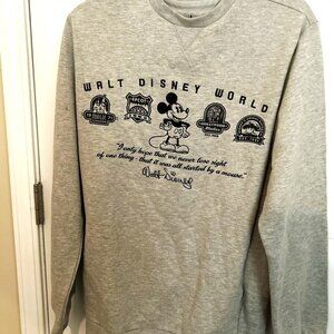 The Walt Disney Parks Company Crewneck Sweatshirt Size Medium
